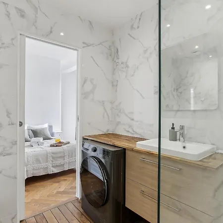 Champs-elysees & Trocadero - Cityapartmentstay *