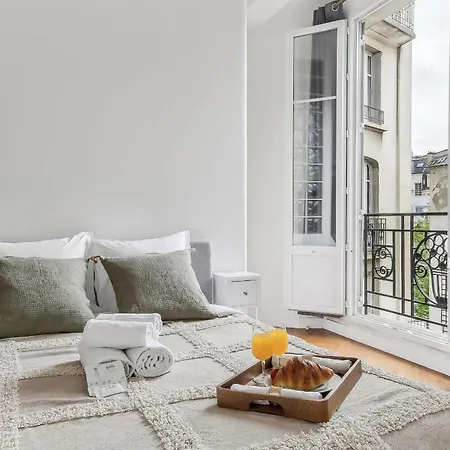 Champs-elysees & Trocadero - Cityapartmentstay Apartment